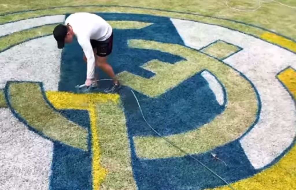 Οπαδός της Ρεάλ Μαδρίτης ζωγράφισε και δημιούργησε ένα αριστούργημα (vid)