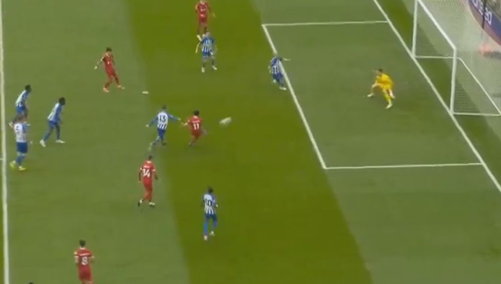 Killer Σαλάχ… τσακίζει την άμυνα της Μπράιτον με την πλασεδάρα του (vid)