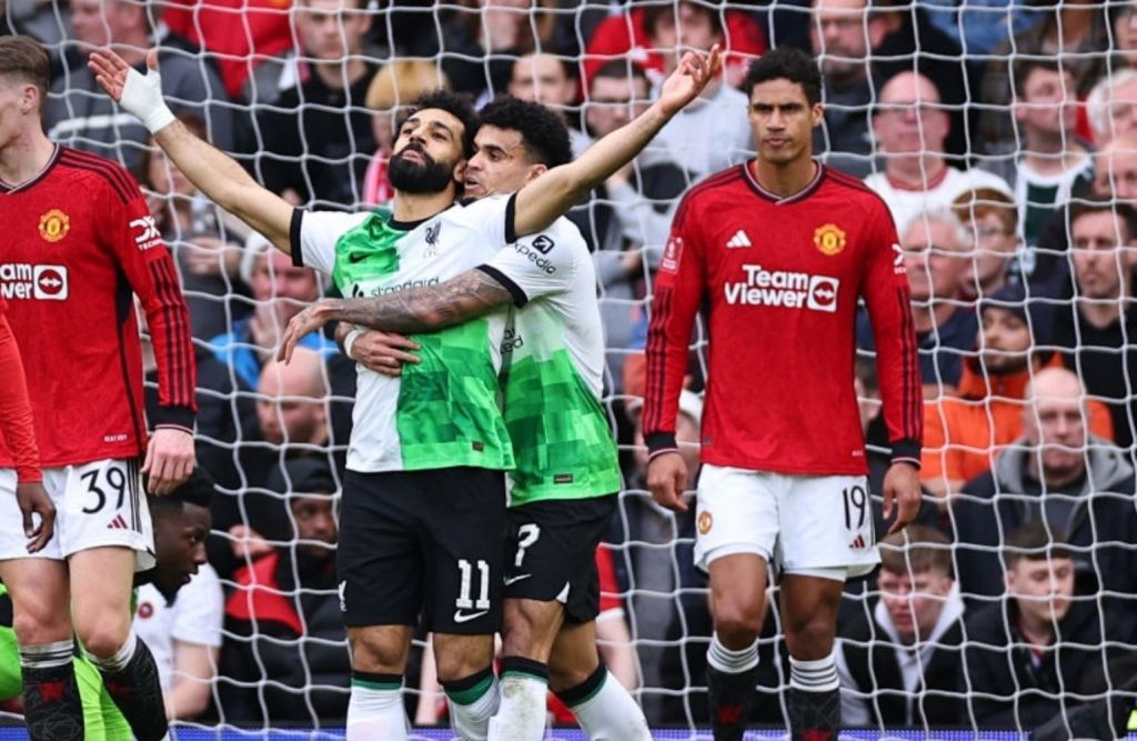 Η Λίβερπουλ το γύρισε… με την άμυνα παιδική-χαρά της Γιουνάιτεντ! (vid)