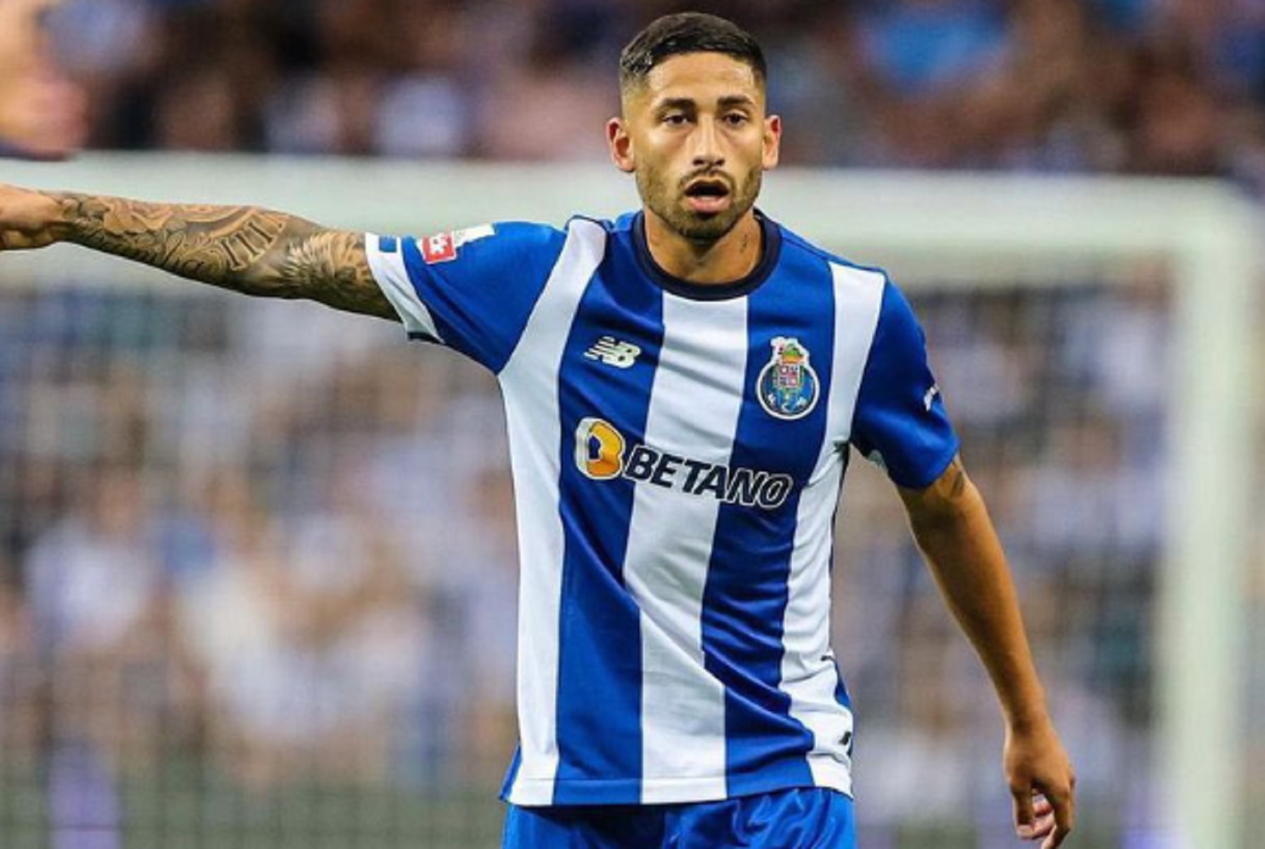 Η Λίβερπουλ μπαίνει δυναμικά στο κόλπο για τη χαφάρα της Πόρτο