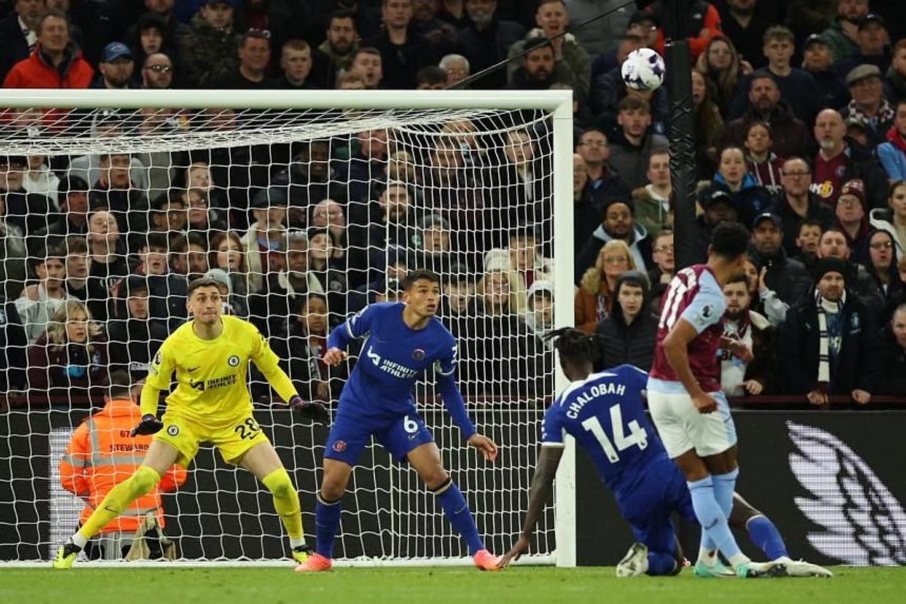 Η διαιτησία στέρησε από την Τσέλσι την επική ανατροπή κόντρα στην Άστον Βίλα! (vid)