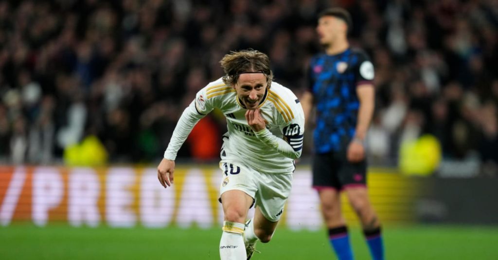 Εδώ να μείνεις: Η Ρεάλ Μαδρίτης αποφάσισε την παραμονή του Μόντριτς