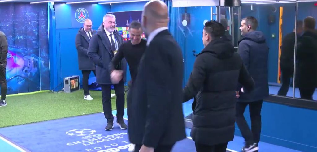 Σαν μικρά παιδιά έκαναν Τσάβι και Ενρίκε όταν ανταμώθηκαν! (vid)