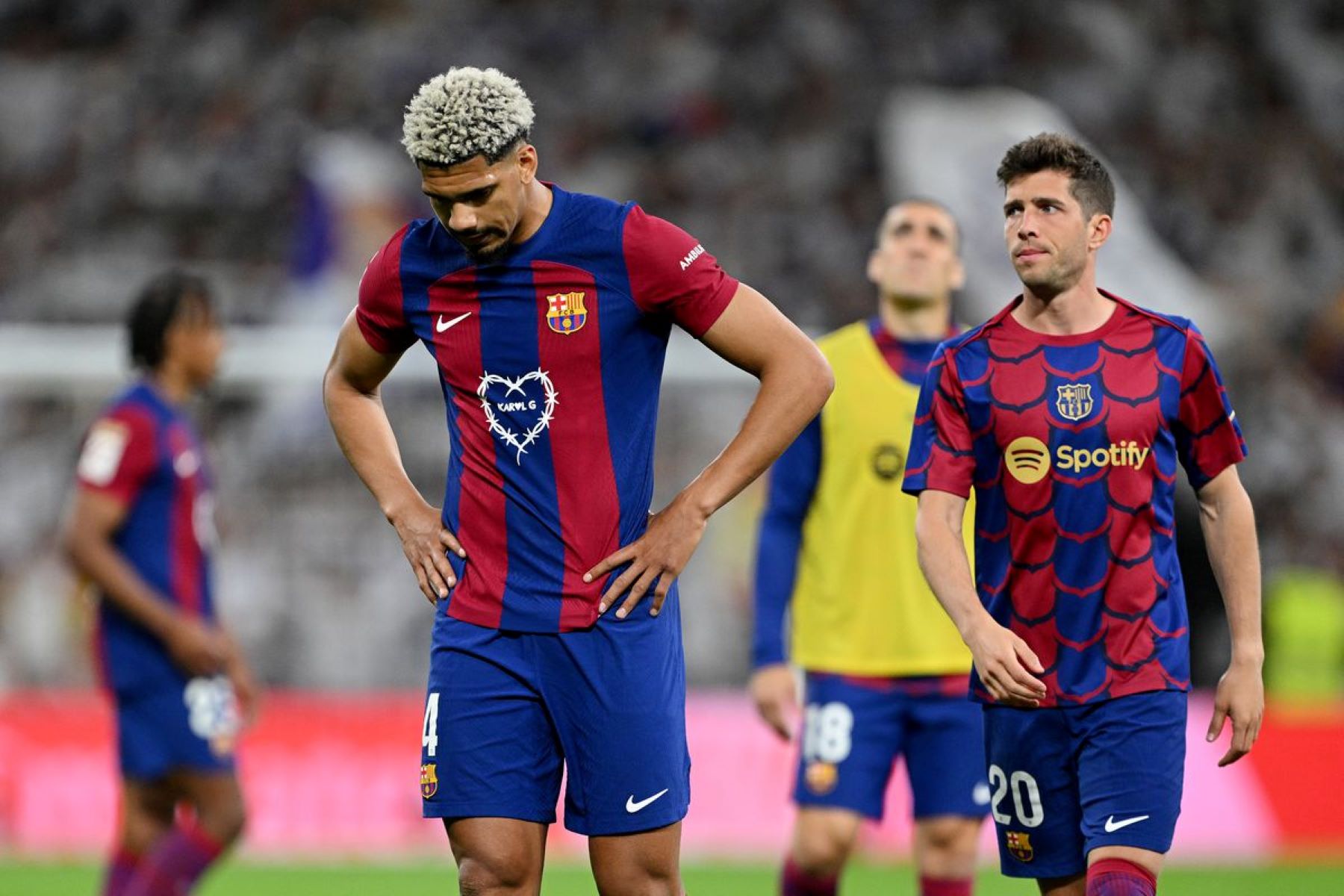 Μεγάλη κίνηση από την Μπαρτσελόνα: Υποκλίθηκε στη Ρεάλ Μαδρίτης! (pic)