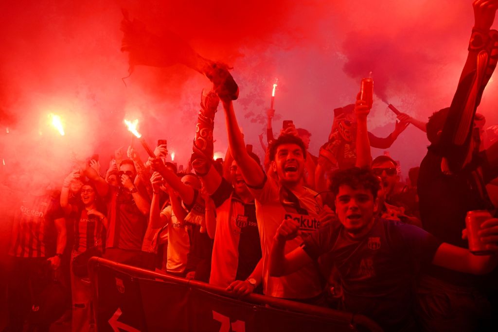 Champions League: Οι οπαδοί της Μπαρτσελόνα έκαναν Κόλαση την ατμόσφαιρα! (pics)