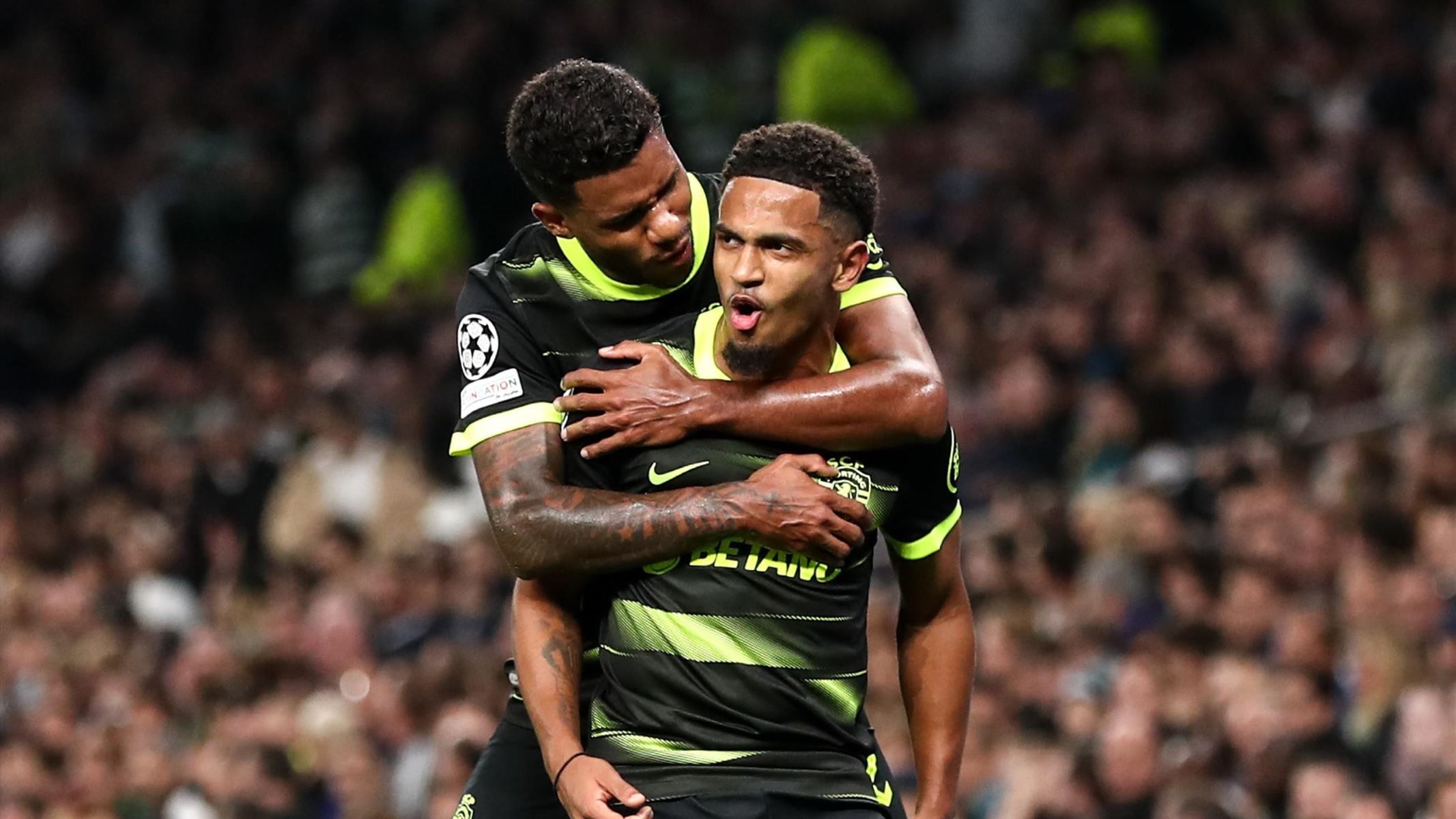 Ο Ρούμπεν Αμορίμ σπρώχνει με τρόπο τον παιχταρά του στη Λίβερπουλ