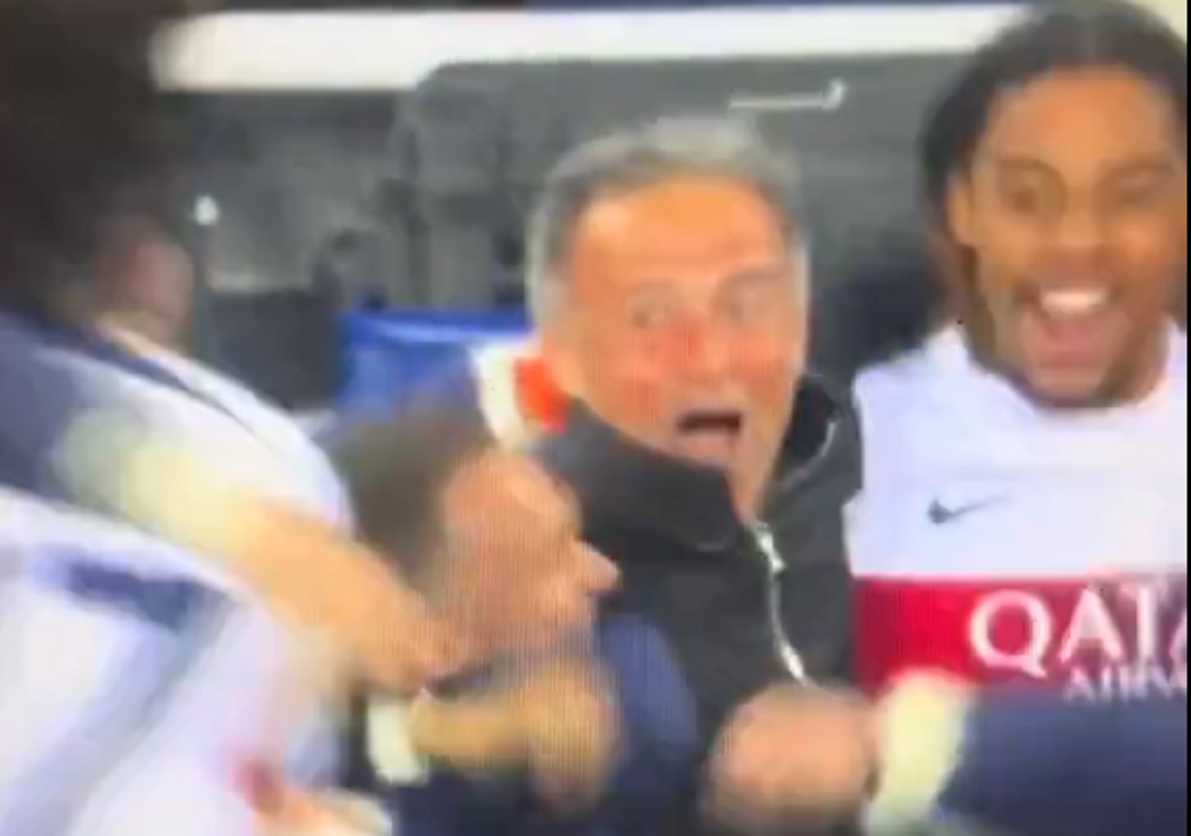 Ξέχασε Μπαρτσελόνα, ξέχασε τα πάντα ο Ενρίκε – Ο έξαλλος πανηγυρισμός μέσα στο Μονζουίκ (vid)