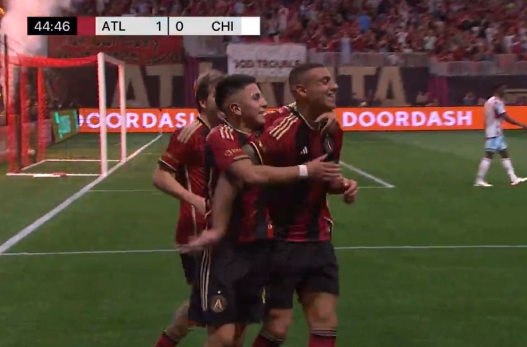 Επέστρεψε στο MLS με «τεμάχιο» ο Γιακουμάκης (vid)