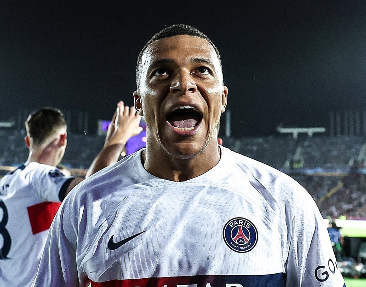 ΘΡΙΑΜΒΟΣ της Παρί, έκλεισε το σπίτι της Μπαρτσελόνα με Μπαπέ και τεσσάρα! (vid)