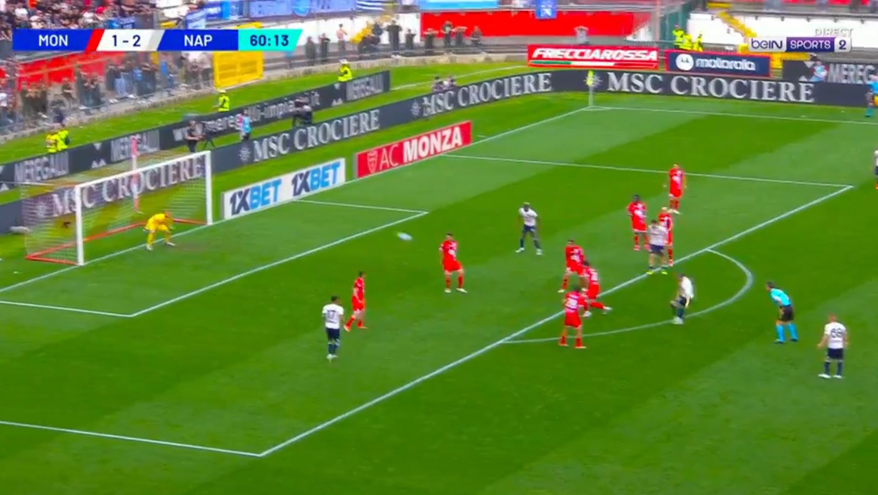 Παιχνιδάρα και διαγωνισμός με γκολάρες στο Μόντσα – Νάπολι! (vids)