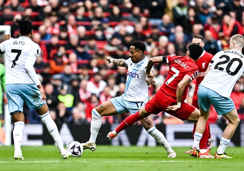 ΣΟΚ στο Άνφιλντ – Ήττα για την Λίβερπουλ, χάνει τον τίτλο! (vid)