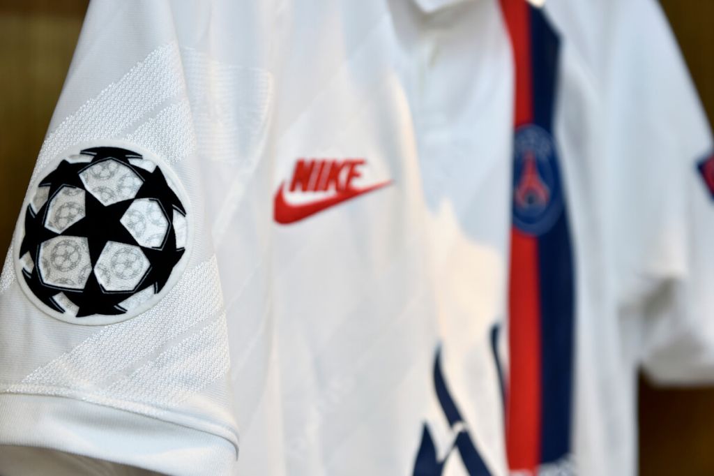 Αποκαλύφθηκαν οι νέες φανέλες των Ρεάλ, Μπαρτσελόνα, Παρί και Λίβερπουλ (pic)