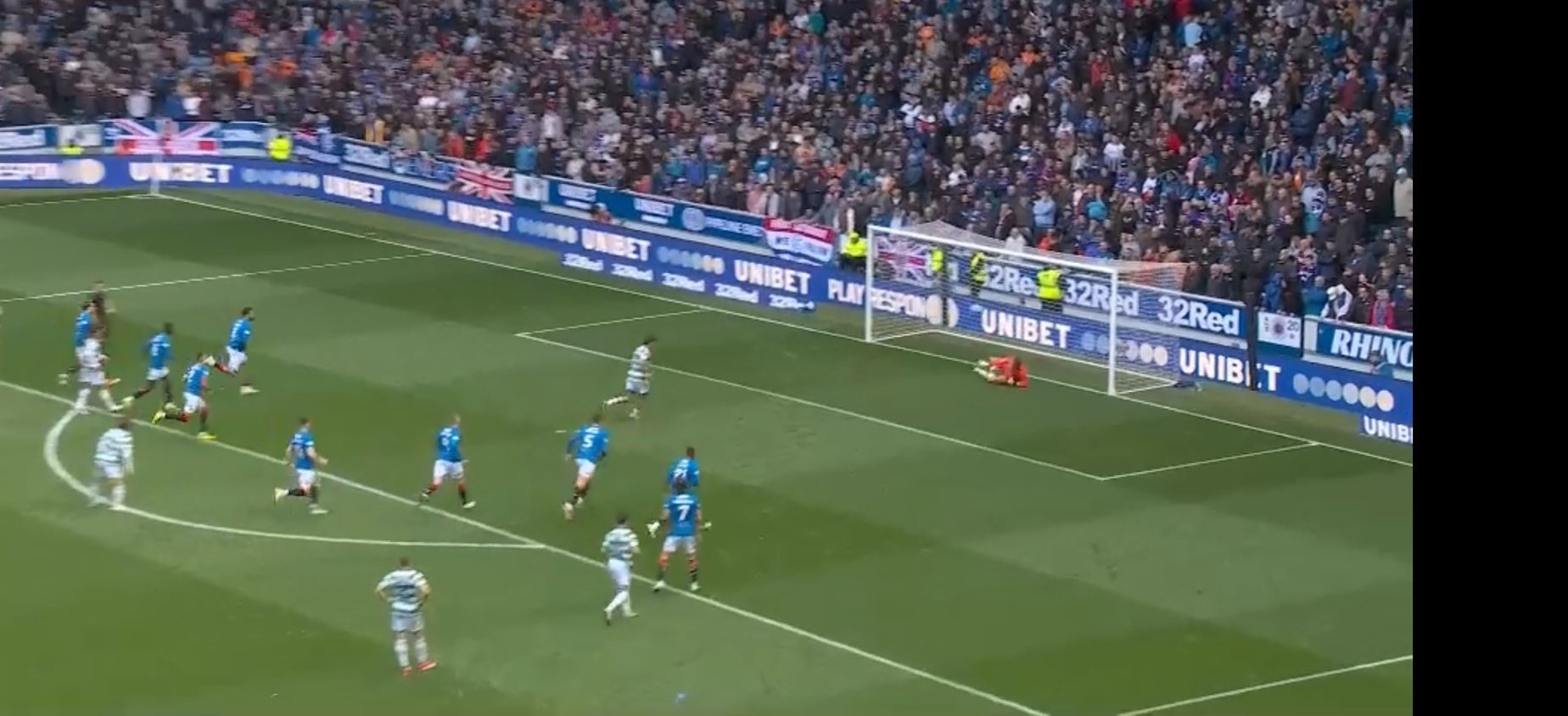 Ρέιντζερς – Σέλτικ: Γκολ… αλητεία στα 21″ με τον πιο ακραίο τρόπο (vid)