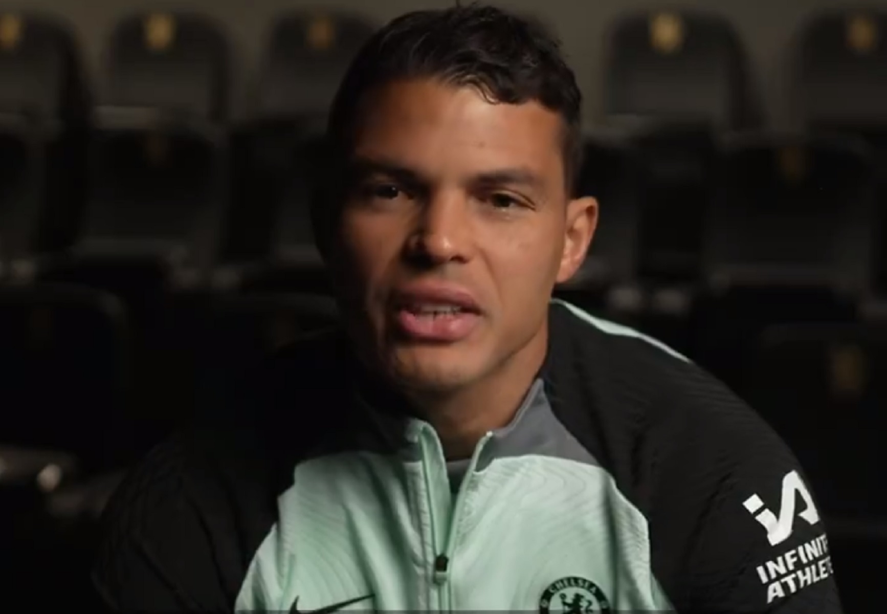 To συγκινητικό αντίο του Τιάγκο Σίλβα στην Τσέλσι (vid)