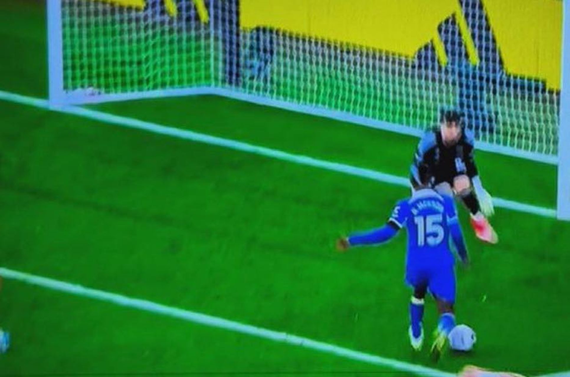 Κανείς στην Τσέλσι δεν θα καταλάβει ΠΟΤΕ πως ο Τζάκσον αστόχησε από εκεί! (vid)