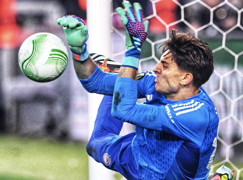 ΚΑΛΗΜΕΡΑ, ΚΑΛΗΣΠΕΡΑ, ΚΑΛΗΝΥΧΤΑΑΑ – Ήρωας Τζολάκης, στα ημιτελικά ο Ολυμπιακός! (vid)