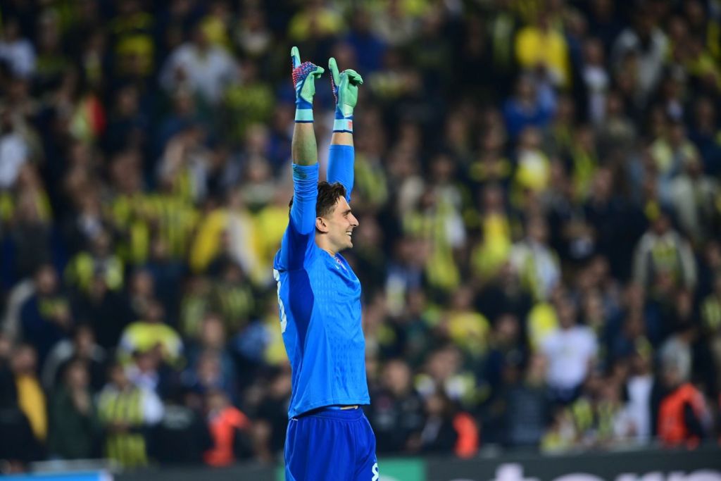 Η A Bola στέλνει τον Τζολάκη του Ολυμπιακού στην Πορτογαλία