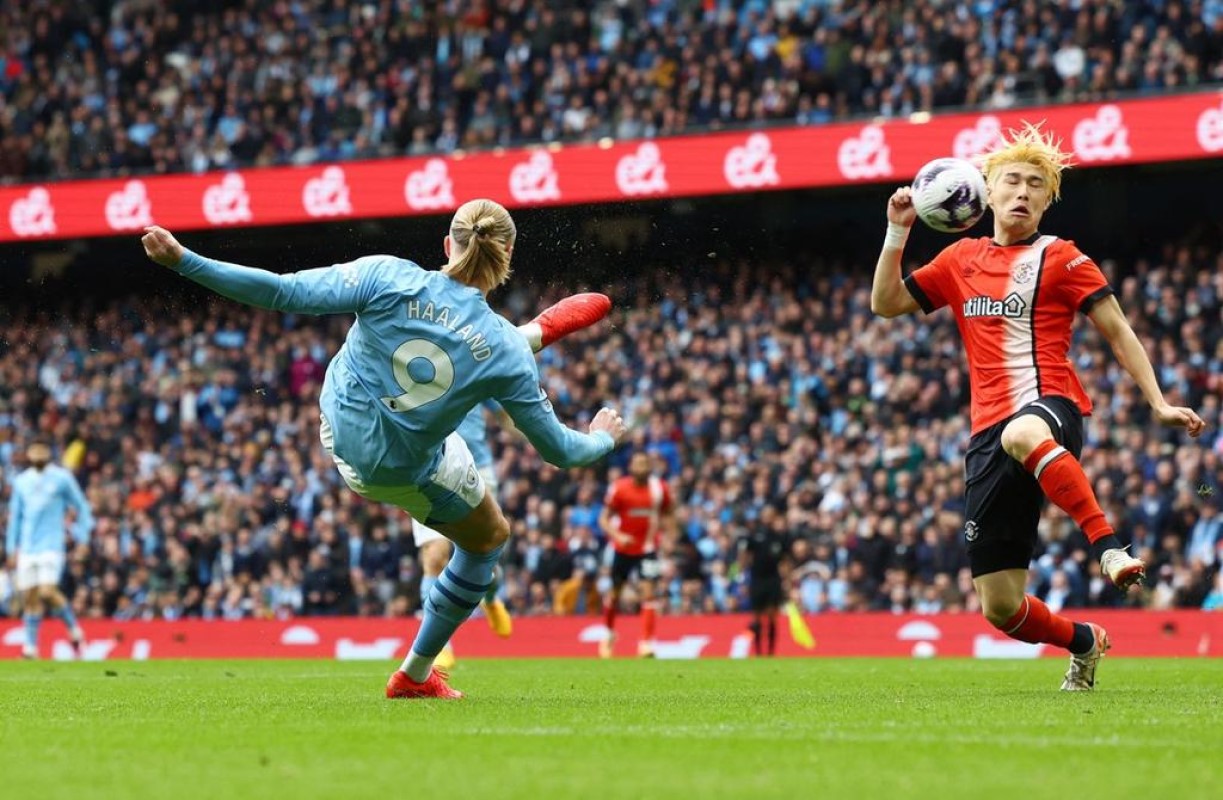 Αυτογκόλ για κλάματα – Γκολ… δώρο στην Σίτι από την Λούτον (vid)