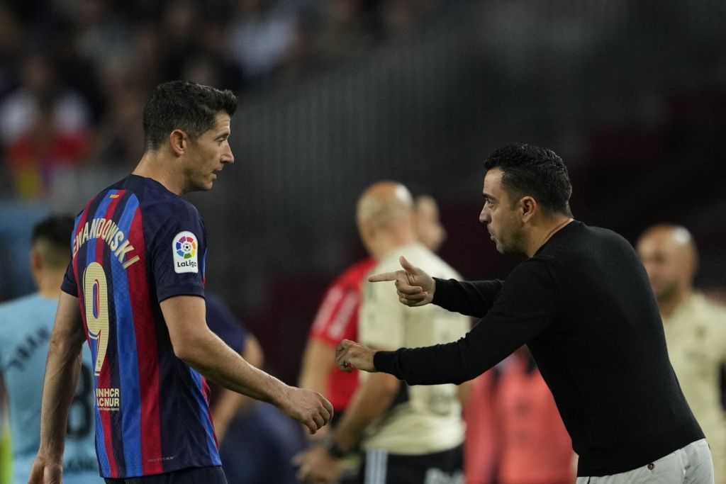 Non-stop προβλήματα στην Μπαρτσελόνα: Έξαλλος με τον Τσάβι ο Λεβαντόφσκι!