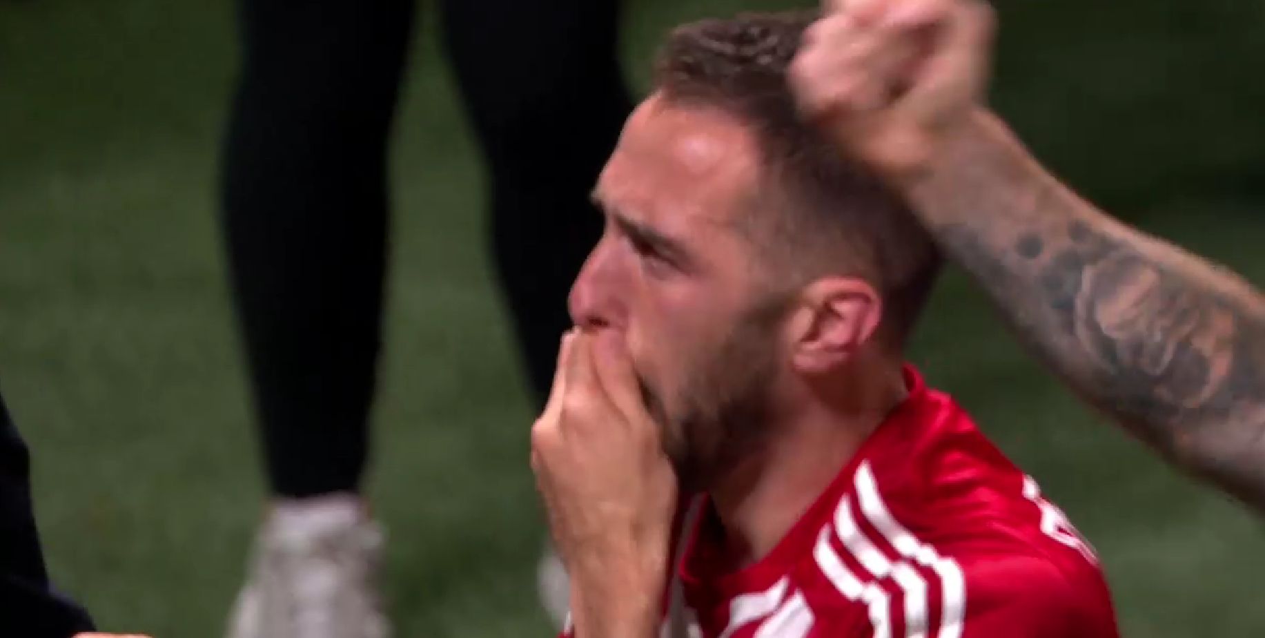 «Λύγισε» ο Φορτούνης στο τέλος: Το κλάμα του αρχηγού του Ολυμπιακού! (vid)