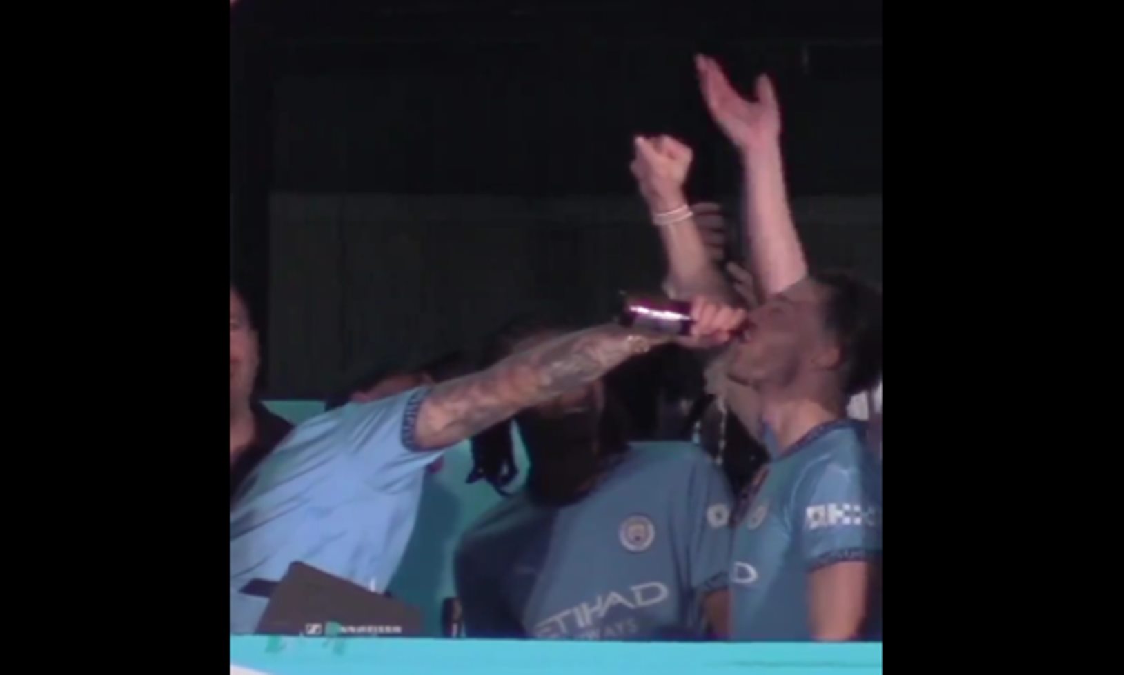 Σε ακόμη μία φιέστα της Σίτι ο Γκρίλις έγινε… ντίρλα από τις μπύρες! (vid)