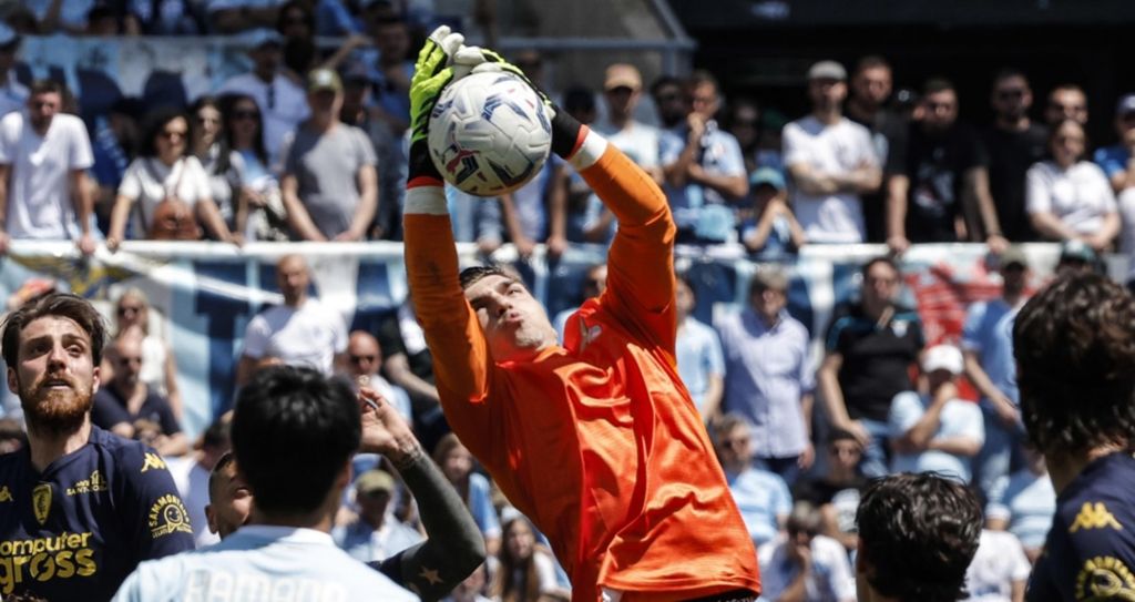 Η Ίντερ… παρακολουθεί στενά τον Μανδά!