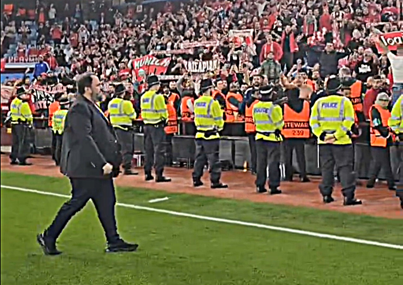 Το ερυθρόλευκο πάρτι υπό το βλέμμα των Πρίγκηπα Ουίλιαμ και Βαγγέλη Μαρινάκη (vids)