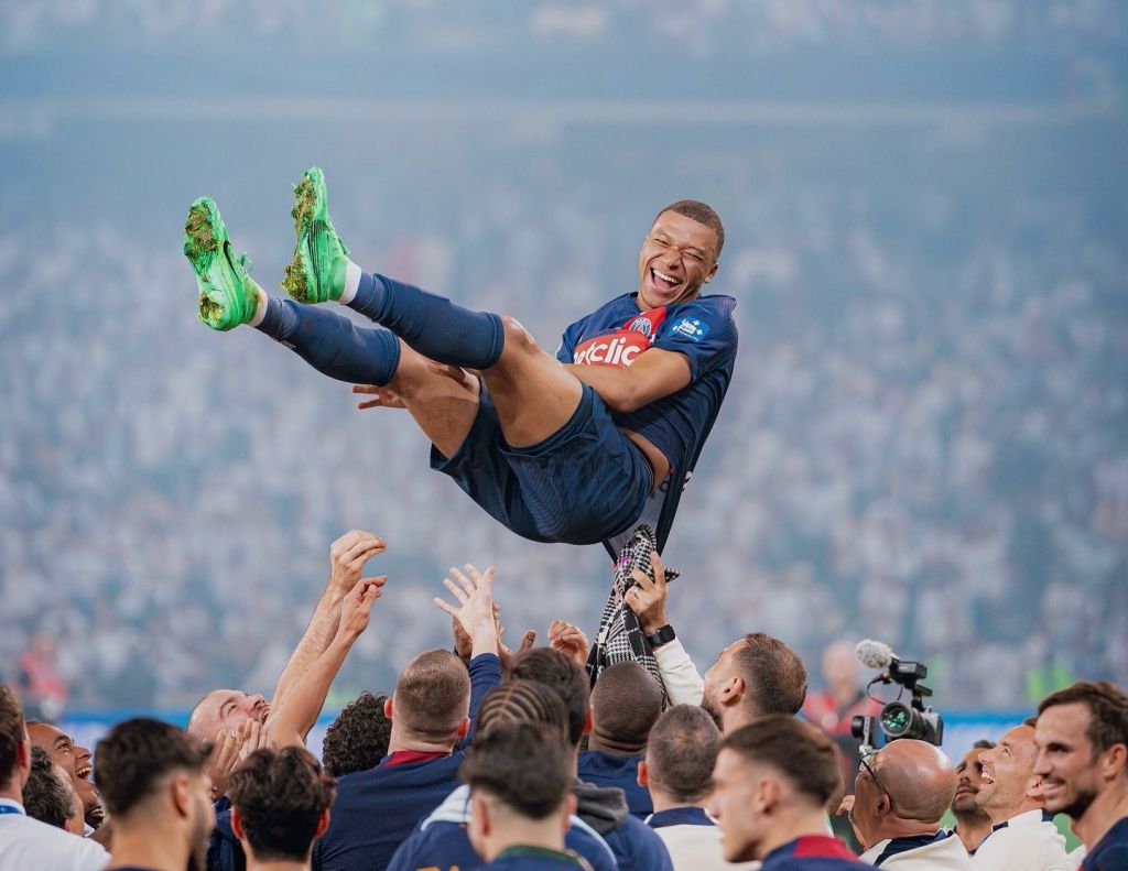 Μπαπέ: «Για αυτό δεν… έχω ανακοινώσει την νέα μου ομάδα»