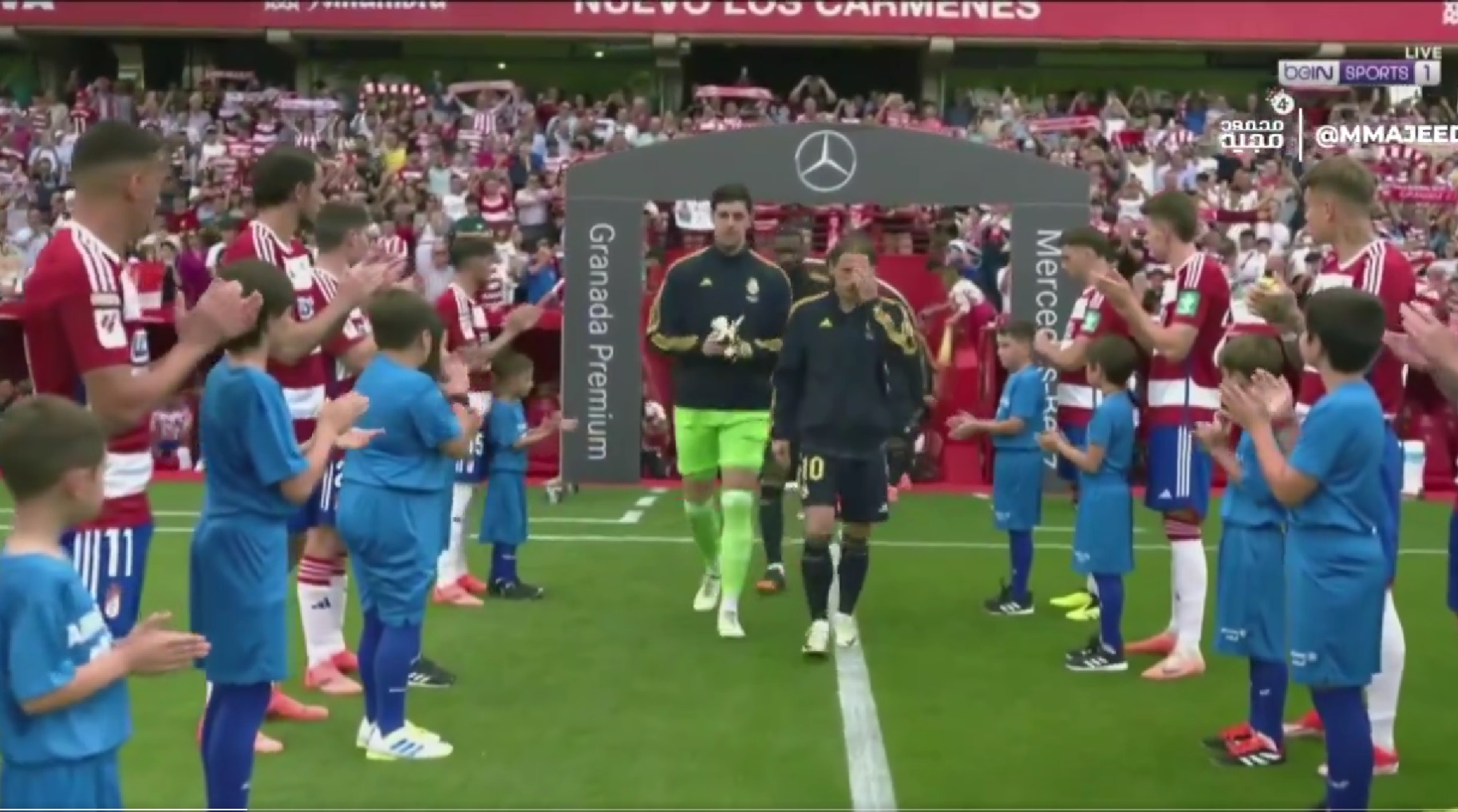 Απλά RESPECT: Η Γρανάδα υποβιβάστηκε πριν 2 ώρες, αλλά έκανε pasillo στην πρωταθλήτρια Ρεάλ (vid)