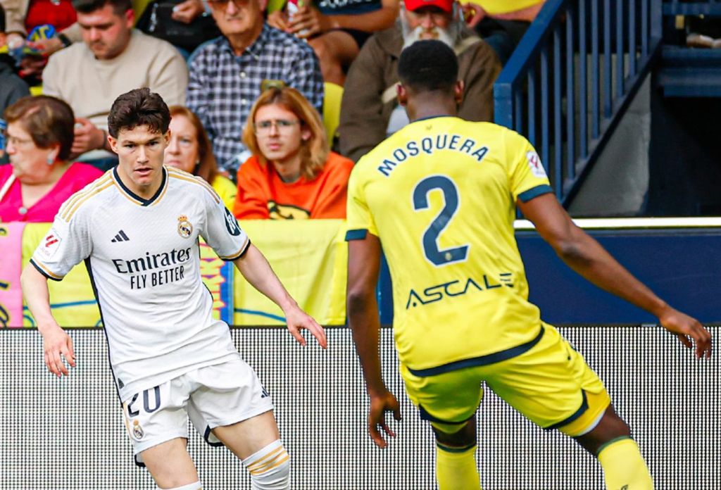 Η «βασίλισσα» είπε να το «Χ»αρεί λίγο και δεν έπαιξε άμυνα! (vid)