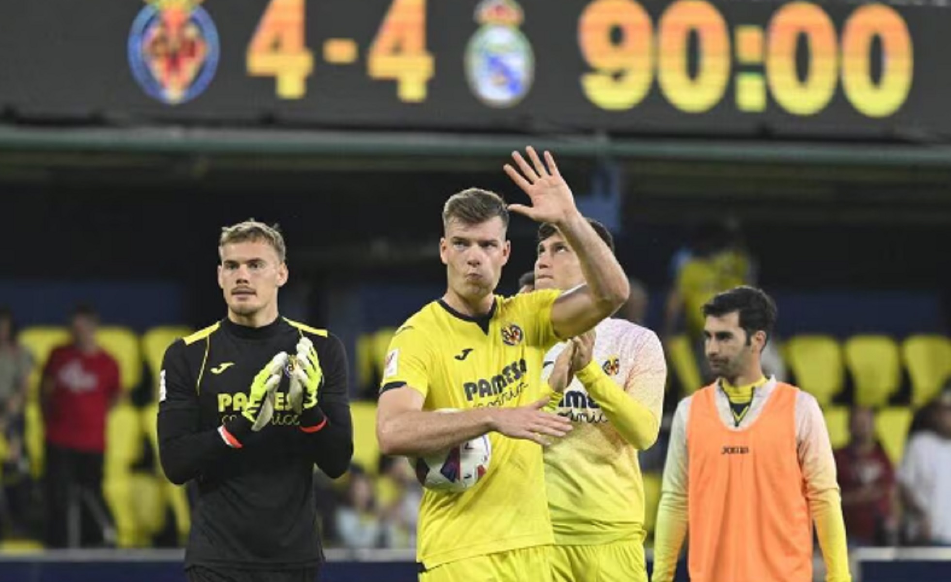 Αλεξάντερ Σόρλοθ: Ο φορ που ισοπέδωσε τη Ρεάλ Μαδρίτης (vid)