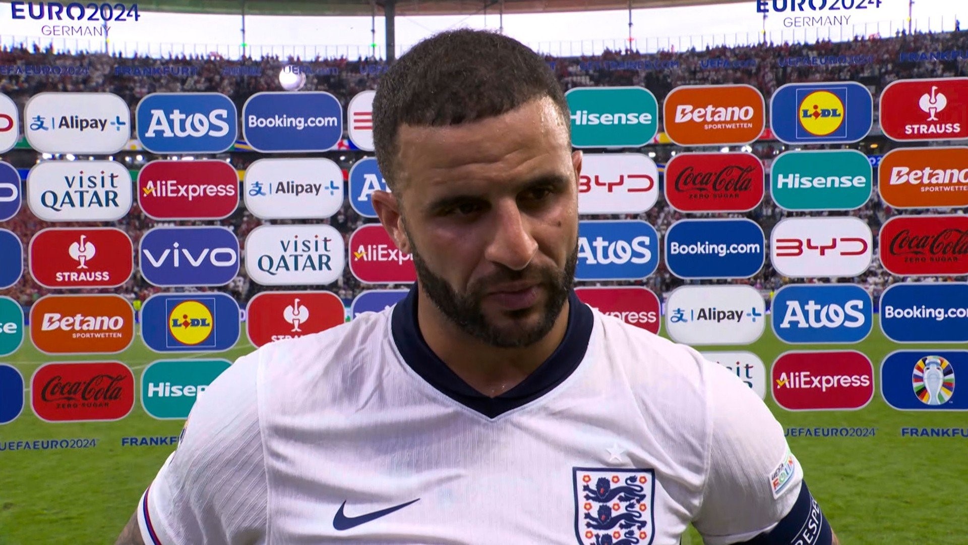 Γουόκερ… δικαιολογία: «Πως κάνετε έτσι! Δεν χάσαμε και είμαστε στην κορυφή» (vid)