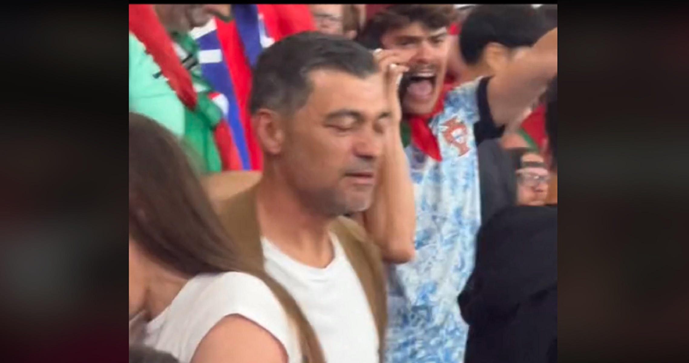 Η συγκίνηση του Σέρζιο Κονσεϊσάο στο ιστορικό γκολ του γιού του (vid)