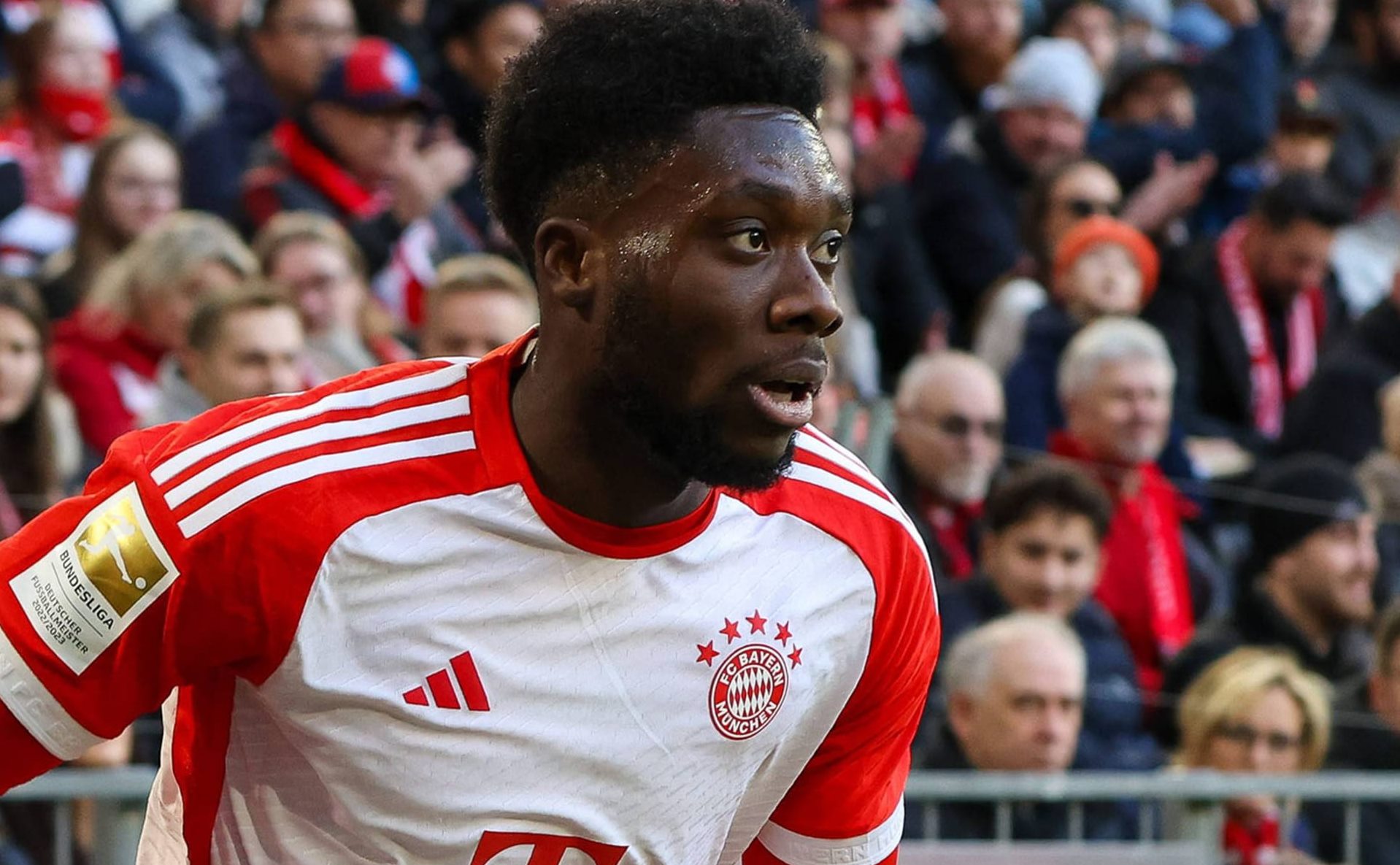 Ο Αλφόνσο Ντέιβις… έκλεισε το μάτι στη Ρεάλ Μαδρίτης!