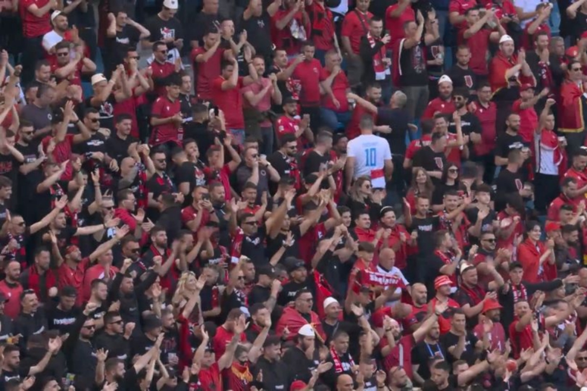 Κροατία – Αλβανία: Δεν πέφτει… καρφίτσα στις εξέδρες! (vids)