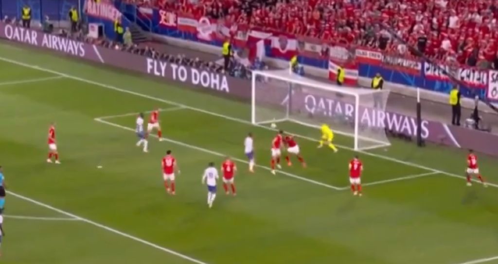 Πολύ άτυχη η Αυστρία – Προβάδισμα των Γάλλων με αυτογκόλ του Βέμπερ (vid)