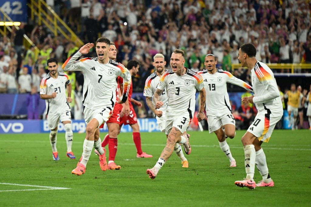 Με επαγγελματισμό και στυλ στους «8» η Γερμανία (vid)