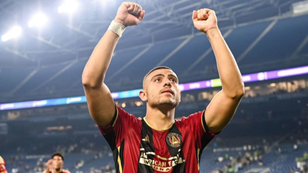 Γιακουμάκης: Επίσημη πρόταση για την απόκτησή του!