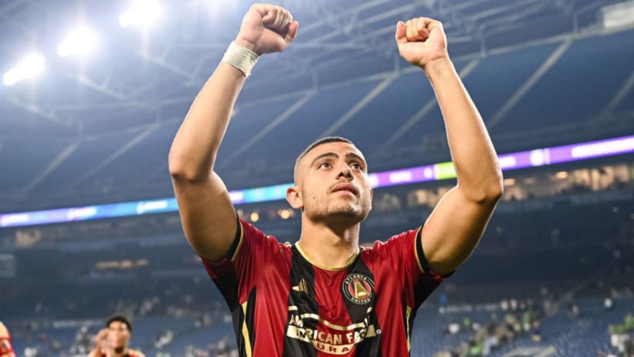 Γιακουμάκης: Επίσημη πρόταση για την απόκτησή του!