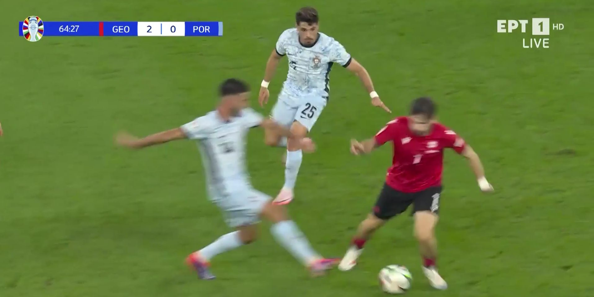 Μοίρασε… σακούλες ο Κβαρατσκέλια: Χάζεψε τους Πορτογάλους με τις ντρίμπλες του! (vid)