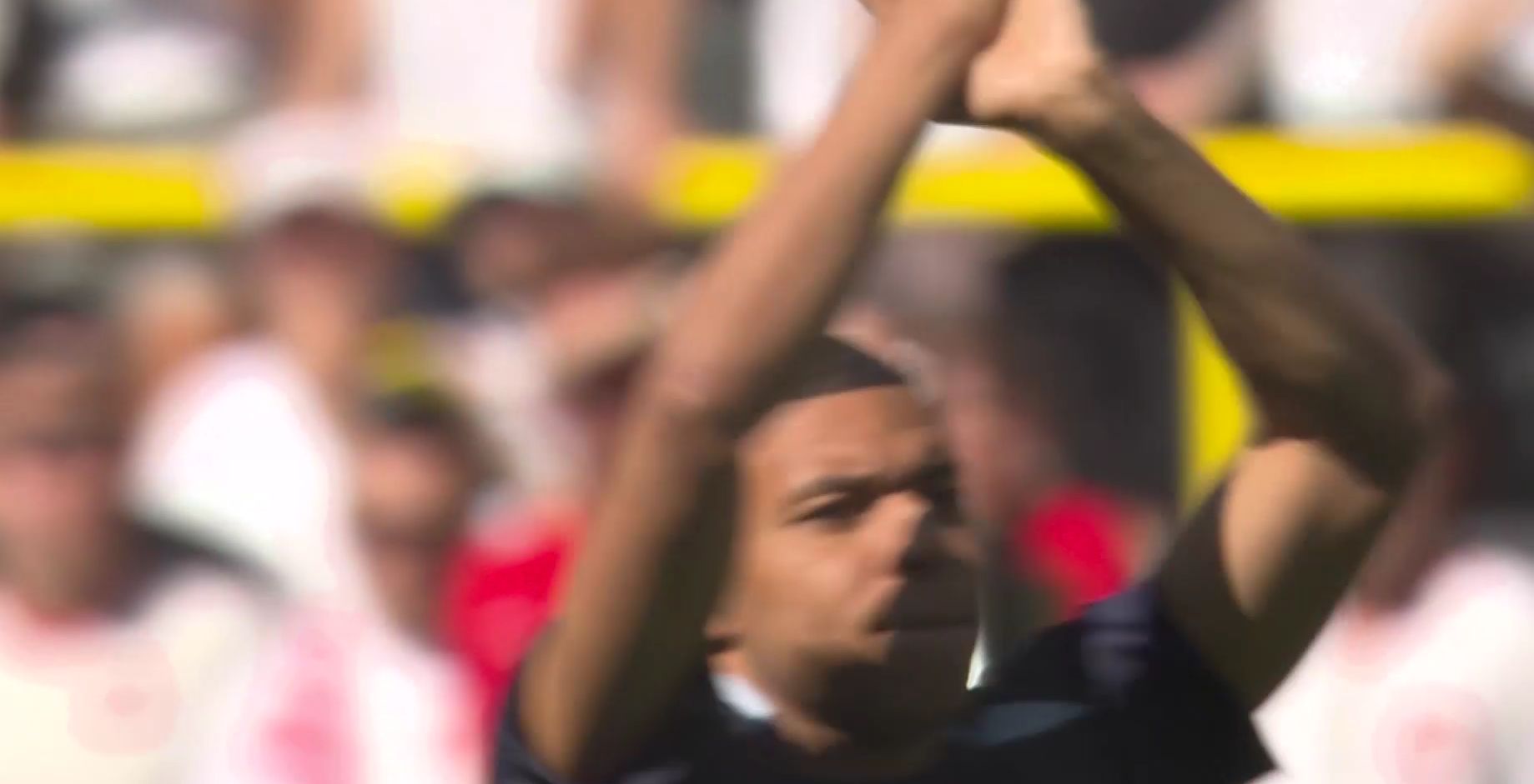 Κιλιάν Μπαπέ, εσύ σούπερ σταρ: Τον αποθέωσε όλο το γήπεδο! (vids)