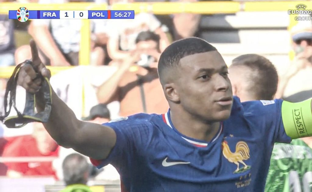 Σεφτέ και στα Euro ο Μπαπέ, νίκησε με πέναλτι τον Σκορούπσκι (vid)