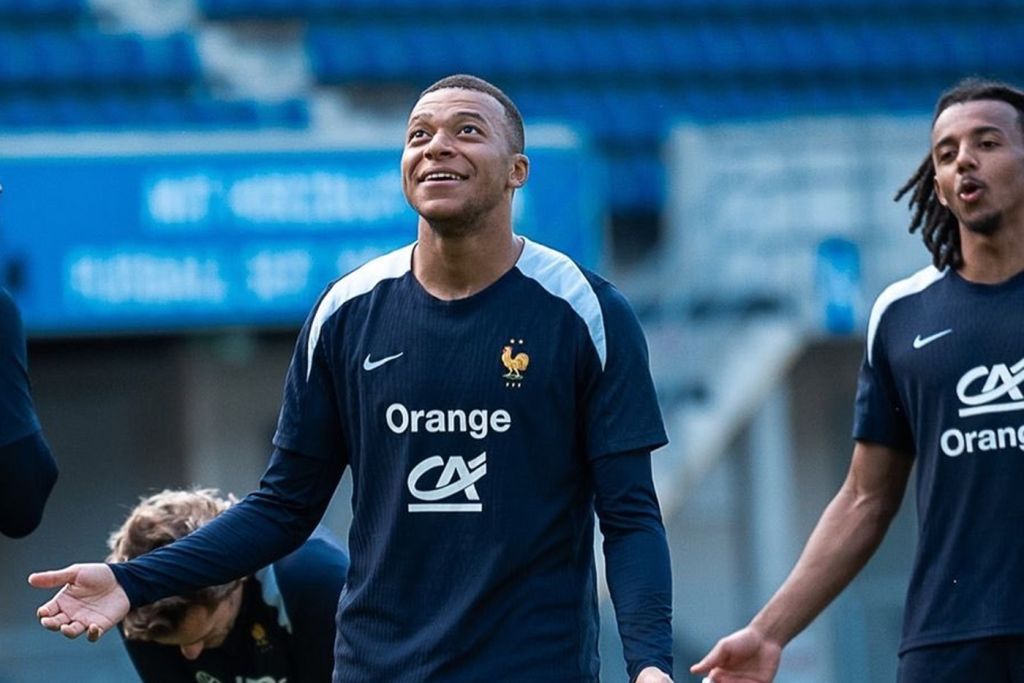 Προσγειωμένος ο Μπαπέ: «Είμαστε φαβορί μόνο στα χαρτιά»