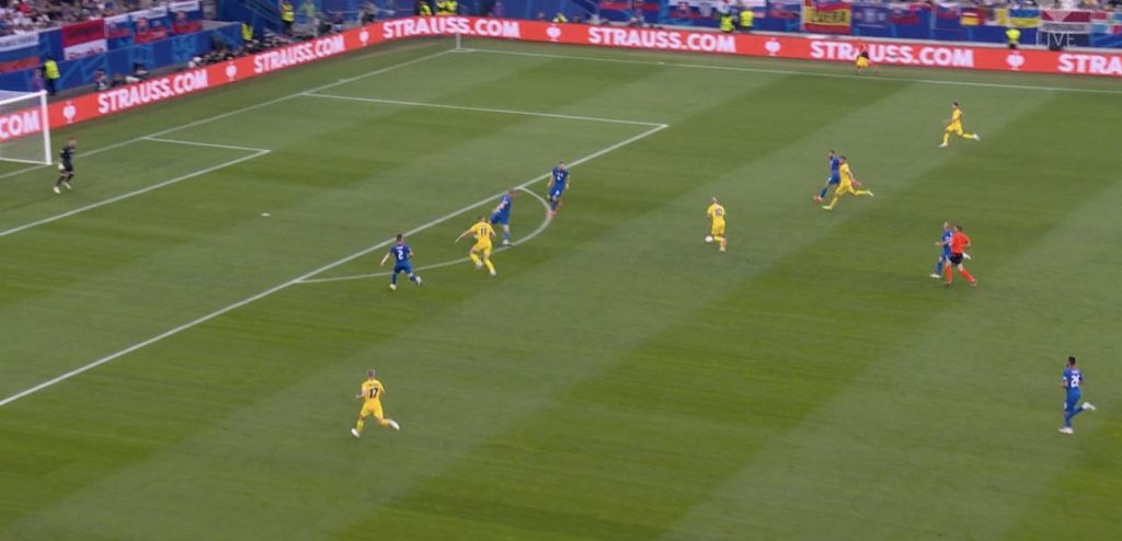 Ο Μούντρικ απλά ΔΕΝ μπορεί – Έστειλε την μπάλα… εκτός Γερμανίας (vid)