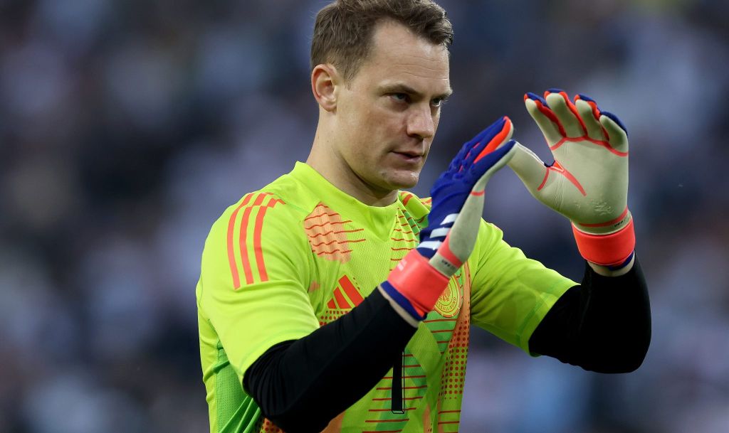 Ο Νόιερ παραμένει βασικός παρά την «πατάτα» του με την Ελλάδα!