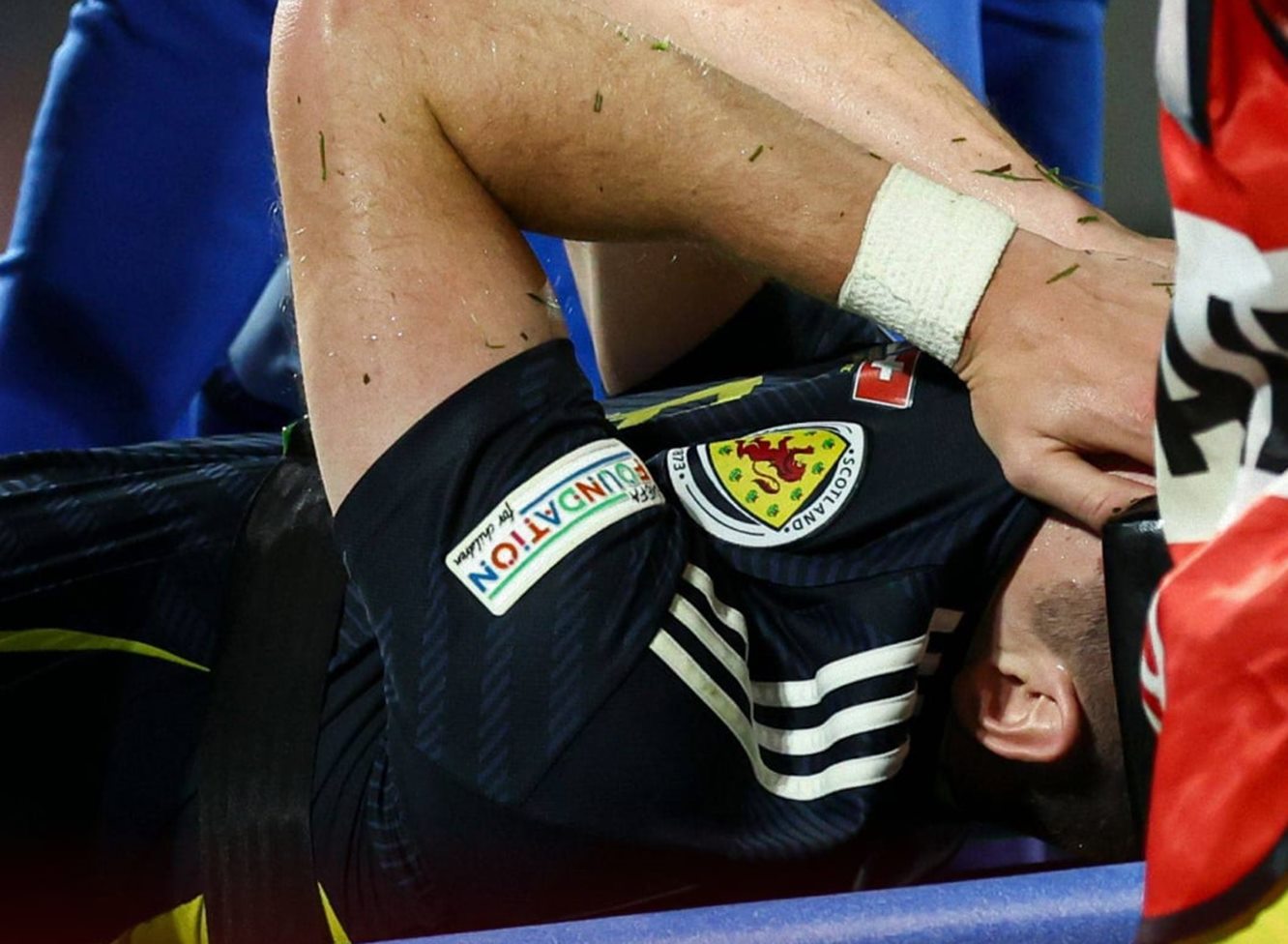 Όταν ένα γήπεδο σταμάτησε να αναπνέει: Ο σοβαρός τραυματισμός του Τίρνεϊ! (vids)