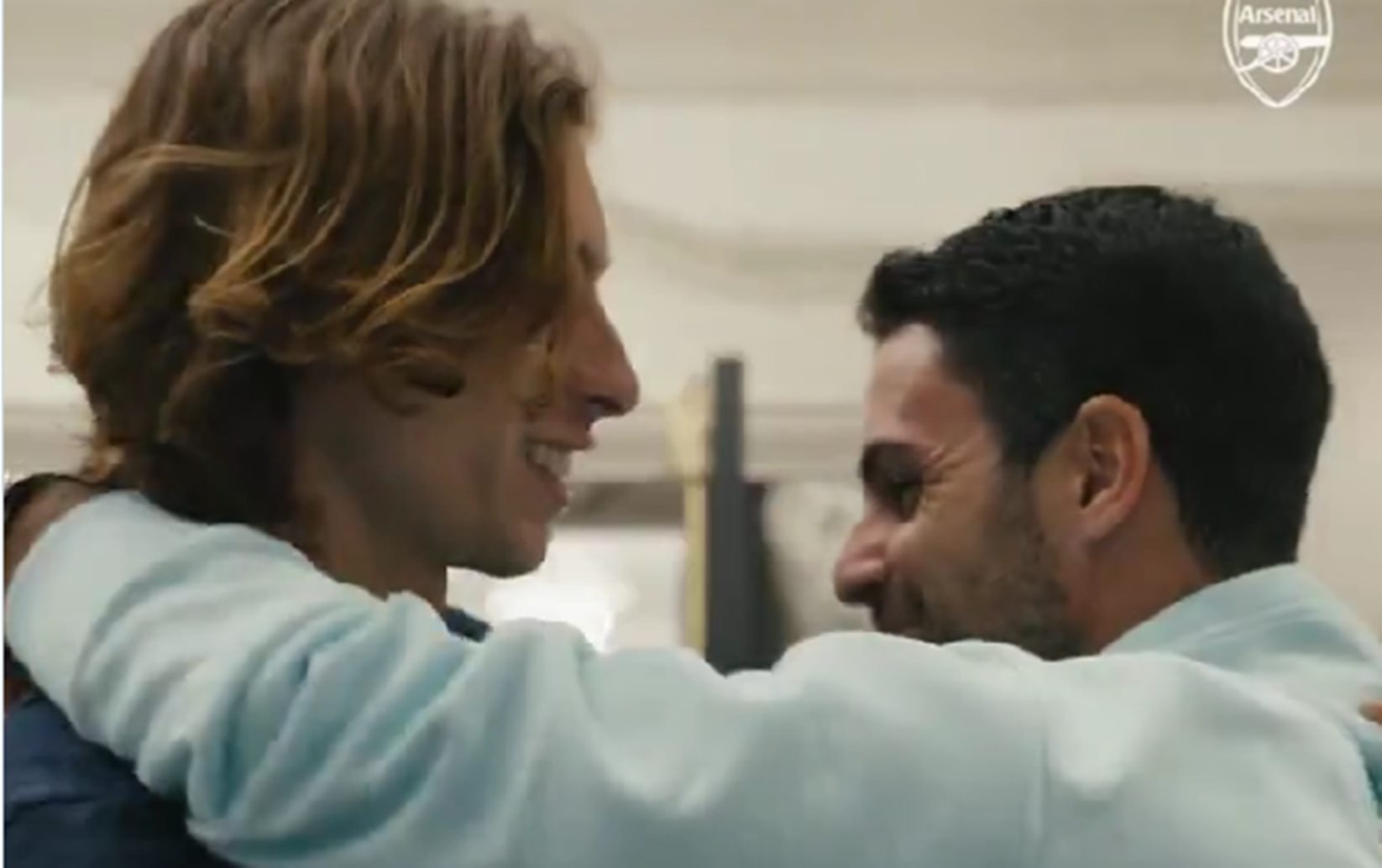 Μία ατάκα είχε να πει ο Αρτέτα στον Καλαφιόρι μόλις τον είδε μπροστά του! (vid)