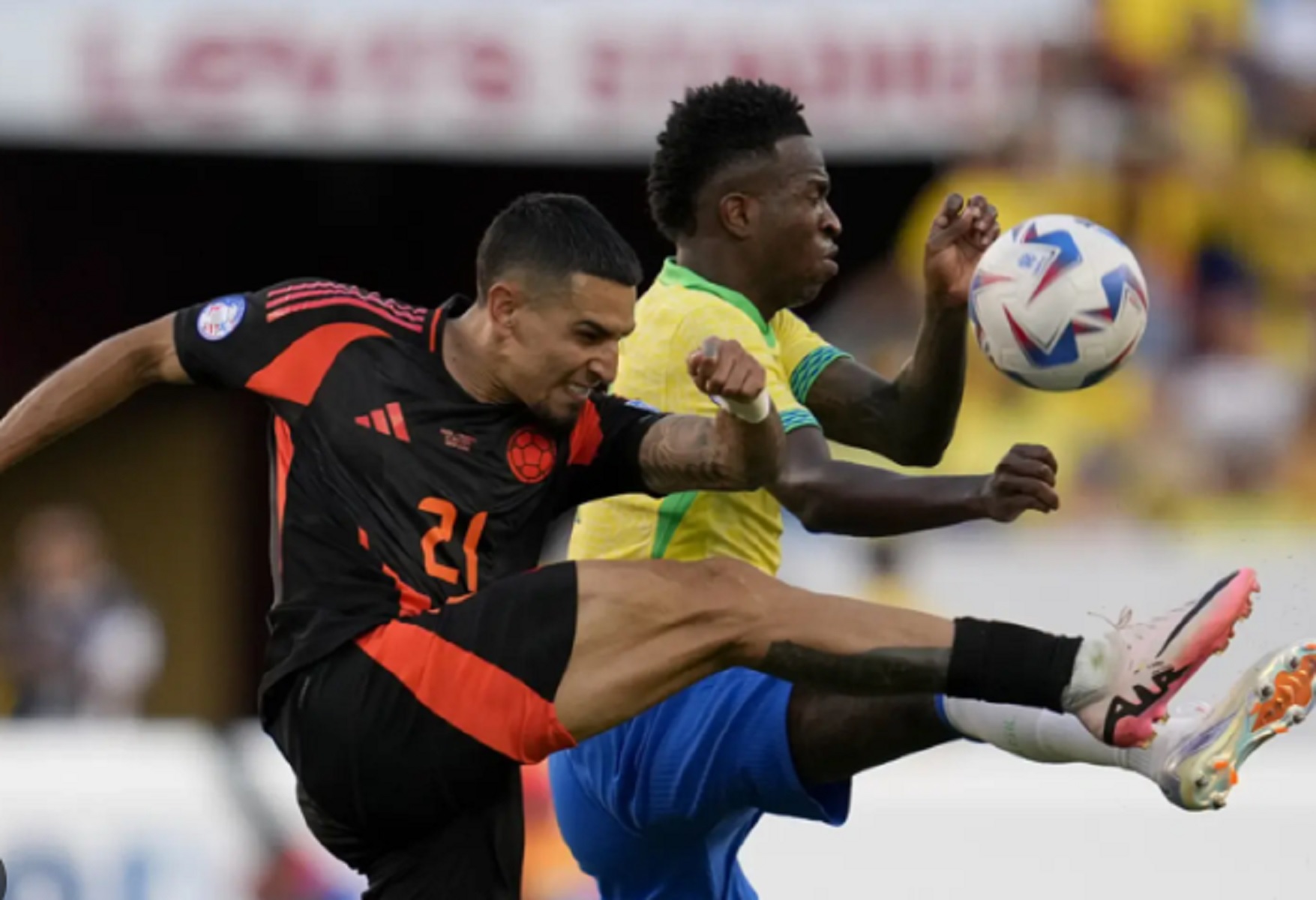 «Ζημιάρα» Κολομβία: Έστειλε τη Βραζιλία στα… δόντια της Ουρουγουάης (vid)