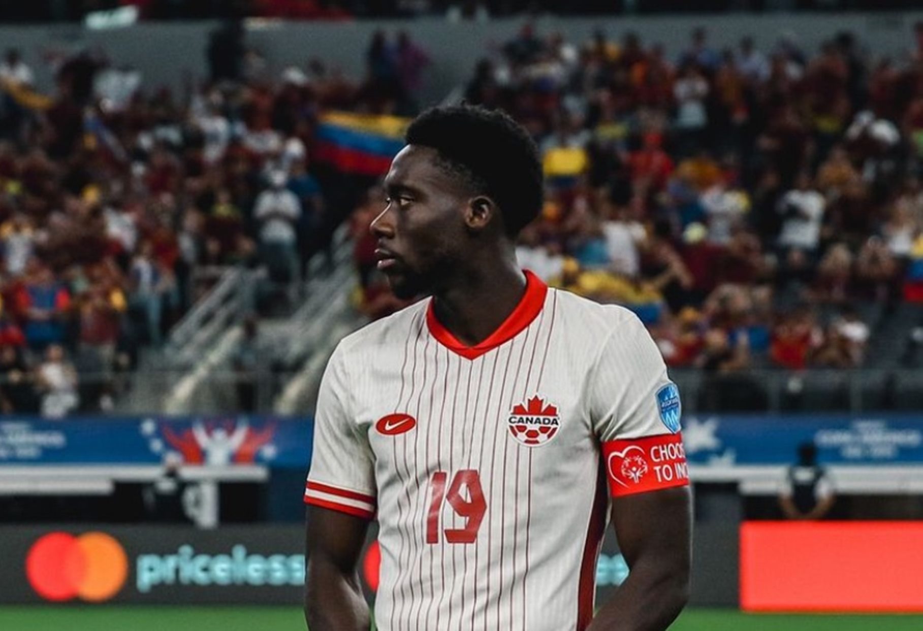 Και το «KICKER» στέλνει τον Ντέιβις εκτός της Μπάγερν Μονάχου!