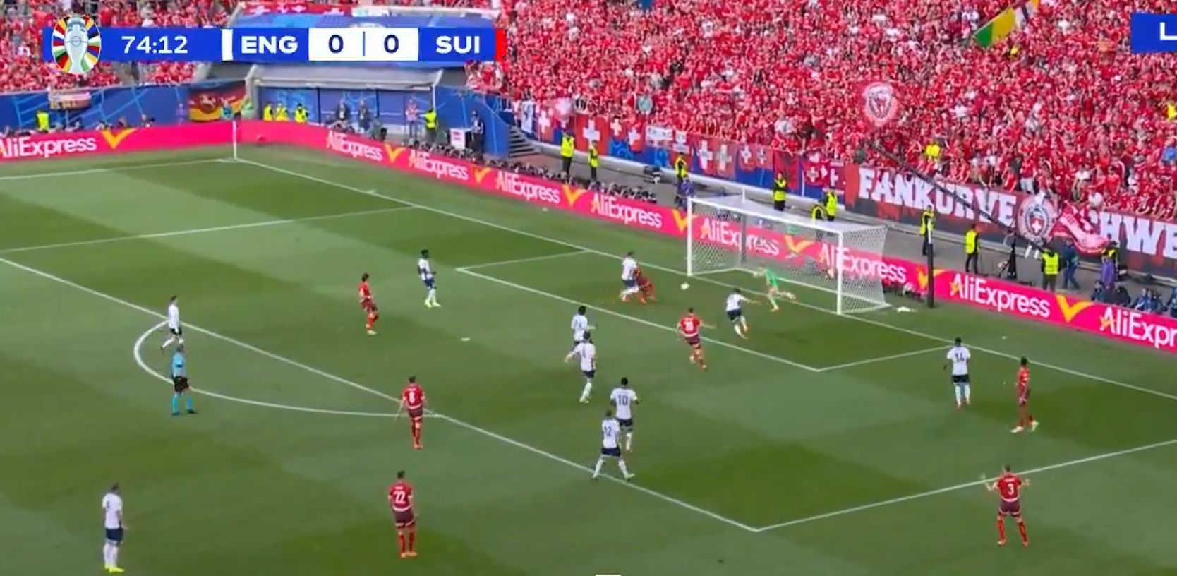 Και τώρα… τρέχει η Αγγλία: Γκολ από τον Εμπολό και 1-0 η Ελβετία! (vid)